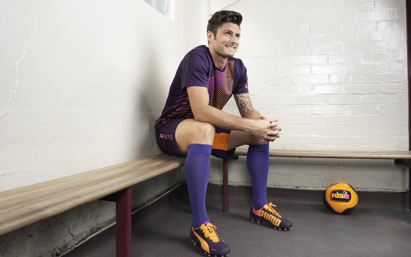 主力前锋本赛季打入十球创造职业生涯最佳数据状态火热，球队前锋