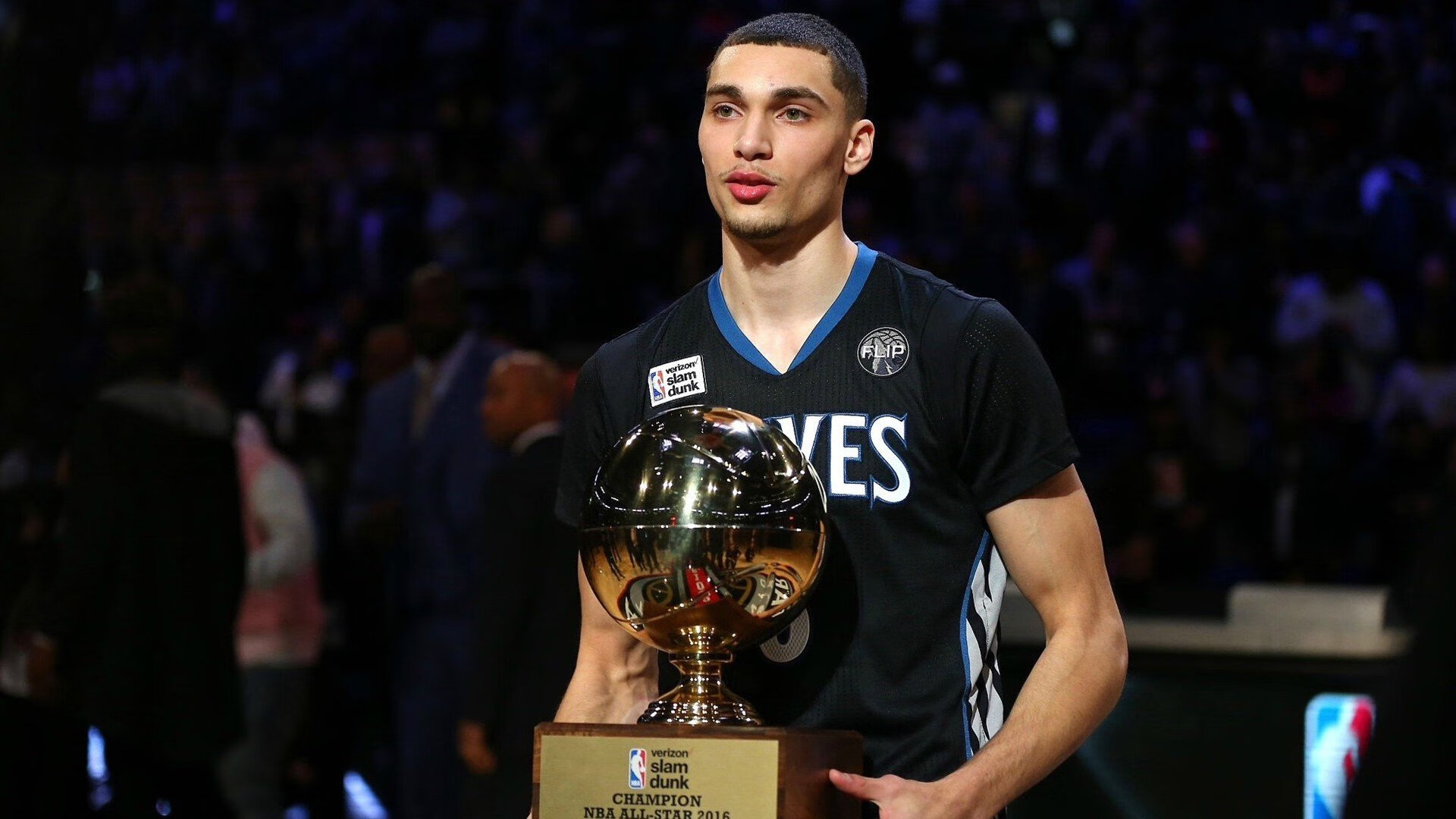 主力前锋本赛季打入十球创造职业生涯最佳数据状态火热，球队前锋